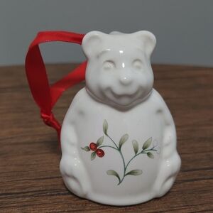 Vintage 1994 PFALTZGRAFF Winterberry Porcelain Bear Christmas Tree Ornament Bell
